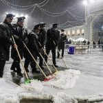 بارش شدید برف در حرم مطهر رضوی+ فیلم بارش شدید برف در حرم مطهر رضوی+ فیلم