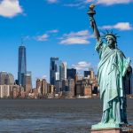 مجسمه آزادی سقوط کرد + فیلم مجسمه آزادی سقوط کرد + فیلم