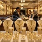 قیمت طلای ۱۸ عیار از ۱۵.۹۰۰.۰۰۰ تومان عبور کرد / افزایش باورنکردنی قیمت طلا امروز یکشنبه ۷ دی ۱۴۰۴