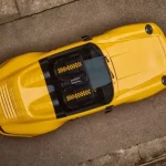 پورشه با تکنولوژی تغییر رنگ هوشمند، خودروی آفتاب‌پرست می‌سازد!