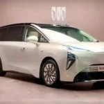 مینی ون لوکس و پرچمدار بیوک الکترا انکاسا با قیمت 61,800 دلار معرفی شد