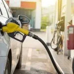 ۱۵ آذر گذشت ولی افزایش نرخ بنزین اعمال نشد؛ ماجرا چیست؟ ۱۵ آذر گذشت ولی افزایش نرخ بنزین اعمال نشد؛ ماجرا چیست؟