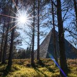 شکار گنج در بالمورال؛ وقتی تاریخ در جنگل پنهان میشود شکار گنج در بالمورال؛ وقتی تاریخ در جنگل پنهان میشود