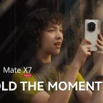 محصولات جدید هواوی برای بازار جهانی رونمایی شدند؛ گوشی میت X7، یک ساعت طلا و هدفون فری‌کلیپ ۲