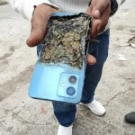 انفجار عجیب گوشی موتورولا در جیب شلوار یک مرد! انفجار عجیب گوشی موتورولا در جیب شلوار یک مرد!