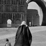 قاب تاریخی ایوان مدائن؛ شکوه مهندسی و قدرت شاهنشاهی ساسانیان قاب تاریخی ایوان مدائن؛ شکوه مهندسی و قدرت شاهنشاهی ساسانیان