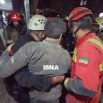 فیلم هولناک از نجات افراد محبوس بعد از ریزش ساختمان در یافت‌آباد