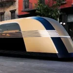 ایلان ماسک ون خودران تسلا را به نمایش گذاشت؛ بدون فرمان و پدال با طراحی آینده‌نگرانه