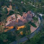 رستوران لوکسآیلند؛ سازهای چوبی و کوچک در دل طبیعت چین رستوران لوکسآیلند؛ سازهای چوبی و کوچک در دل طبیعت چین