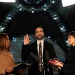 ممدانی با دستی بر قرآن سوگند خورد ممدانی با دستی بر قرآن سوگند خورد