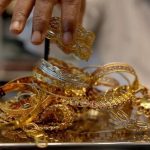 سقوط قیمت طلا ۱۸ عیار امروز ۱۱ دی ۱۴۰۴ / طلا دوباره وارد کانال ۱۳ میلیون تومانی شد سقوط قیمت طلا ۱۸ عیار امروز ۱۱ دی ۱۴۰۴ / طلا دوباره وارد کانال ۱۳ میلیون تومانی شد