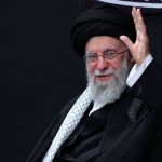 پاسخ معنادار دفتر رهبری بعد از تهدیدات نظامی آمریکا پاسخ معنادار دفتر رهبری بعد از تهدیدات نظامی آمریکا