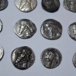 گنج اشکانی در پاکت پستی؛ کشف سکه‌های میلیاردی