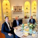 وزیر خارجه عمان: مذاکرهکنندگان ایران و آمریکا با گشودگی بیسابقهای نسبت به ایدهها برخورد میکنند وزیر خارجه عمان: مذاکرهکنندگان ایران و آمریکا با گشودگی بیسابقهای نسبت به ایدهها برخورد میکنند