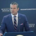 وزیر جنگ آمریکا: ترامپ به دنبال یک توافق از طریق مذاکره است / بهتر است ایران توافق کنند