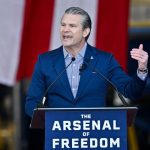 وزیر جنگ آمریکا: ترامپ راهکاری مذاکره‌شده با ایران را ترجیح می‌دهد