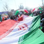 عذرخواهی گزارشگر صداوسیما پس از سوتی جنجالی‌اش در گزارش راهپیمایی ۲۲ بهمن + فیلم