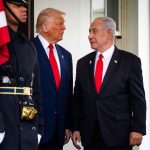 زبان بدن نتانیاهو در واکنش به پاسخ منفی ترامپ برای حمله به ایران سوژه شد+ فیلم