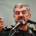 ترامپ دیوانه و قمارباز فاسد است / ایران پاسخ سنگین و پشیمان‌کننده خواهد داد