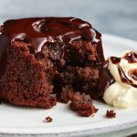 طرز پخت کیک شکلات داغ؛ بمب شکلاتی خوشمزه! طرز پخت کیک شکلات داغ؛ بمب شکلاتی خوشمزه!