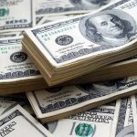 شوک قیمتی در روز تعطیل/ نرخ دلار در بازار آزاد رکورد زد