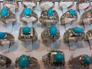 خریداران و فروشندگان نقره بخوانند / نقره گران میشود؟ خریداران و فروشندگان نقره بخوانند / نقره گران میشود؟