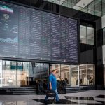 فرار بزرگ سرمایه از بورس / اعتماد سهامداران فرو ریخت؟ فرار بزرگ سرمایه از بورس / اعتماد سهامداران فرو ریخت؟