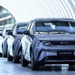 این خودروساز چینی هر ۶۰ ثانیه یک خودرو میسازد! این خودروساز چینی هر ۶۰ ثانیه یک خودرو میسازد!