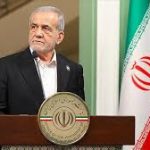 پزشکیان در اختتامیه فیلم فجر: شب‌ها خوابم نمی‌برد / خیلی ناراحت هستم