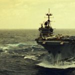 چگونه ناوهای هواپیمابر طوفانهای دریایی را پشت سر میگذارند؟ چگونه ناوهای هواپیمابر طوفانهای دریایی را پشت سر میگذارند؟