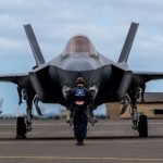 هوش مصنوعی اهداف ناشناس را برای جنگنده F-35 شناسایی میکند هوش مصنوعی اهداف ناشناس را برای جنگنده F-35 شناسایی میکند