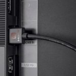 هشدار کارشناسان: کابل‌های HDMI قدیمی، تلویزیون هوشمند جدید شما را نابود می‌کنند!