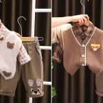 جلیقه بافت پسرانه شیک؛ ۱۵ مدل خاص و جذاب برای تیپ زمستونی فوق‌العاده