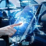 طراح آیفون: نمایشگر لمسی برای خودروها ساخته نشده است!